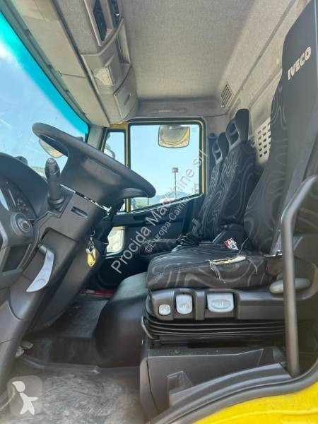 Vrachtwagen Iveco