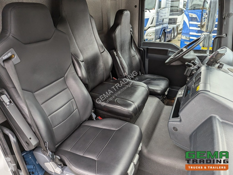 Kamion MAN 12.250 4x2 Euro5 EEV RC HorseTruck -...