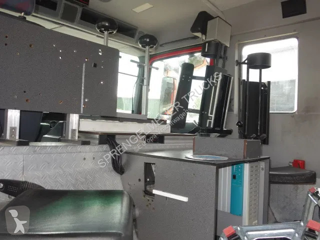Camion Mercedes 1831 4X4 ZIEGLER BOMBEROS...