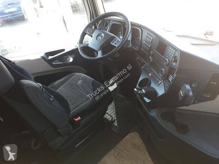 Lastbil Mercedes
