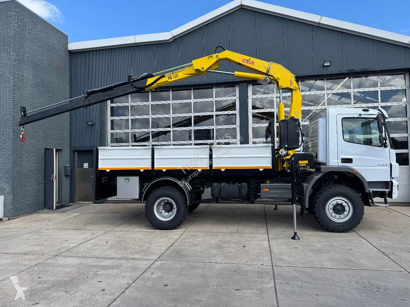 Kamion Mercedes 1725 4x4 Flatbed with Hyva...