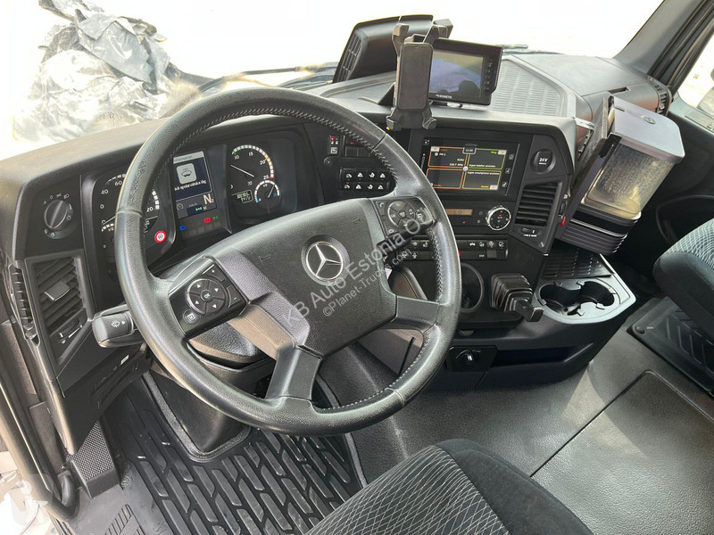 Kamion Mercedes 3253 8x4*4 RETARDER / BOX...