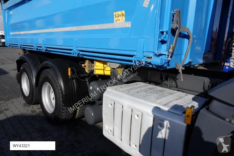 Camion Mercedes AROCS