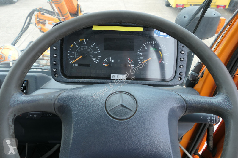 Camion Unimog U400 405/12