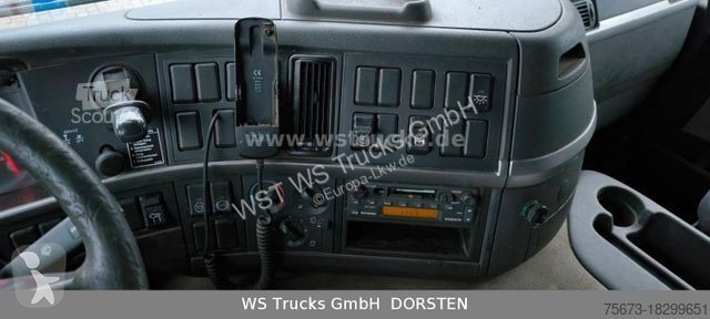 Lastbil Volvo FM 260 mit KABA 2 Stock Vollalu...