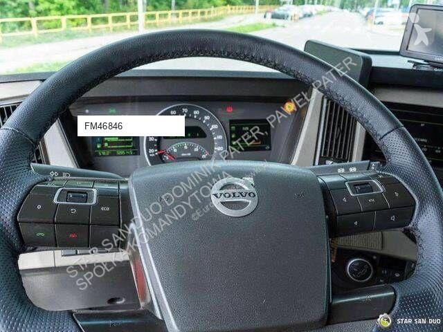 Camion Volvo PK 42002