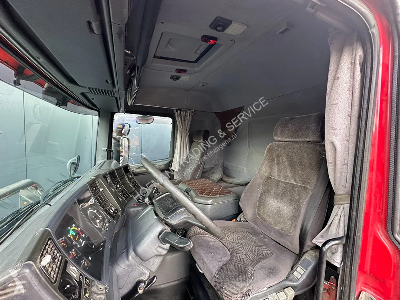 Kamion Scania 144-460 V8