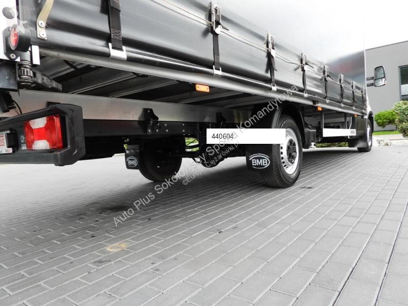 Véhicule utilitaire Iveco DAILY 35S18 PLANDEKA...