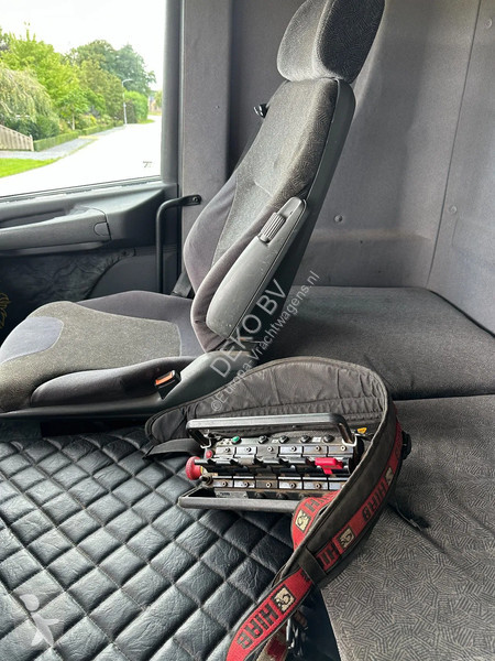 Camion Scania R124-470 8X4!!...