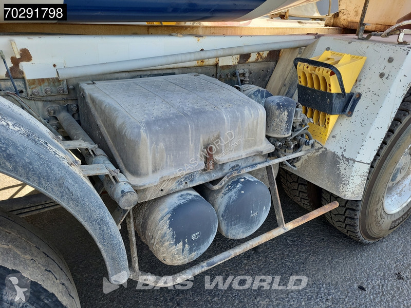 Lastbil Mercedes 3241 8X4 9m3 Stetter Mixer...