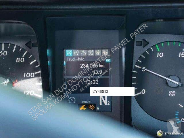 Camion Mercedes PK 33002
