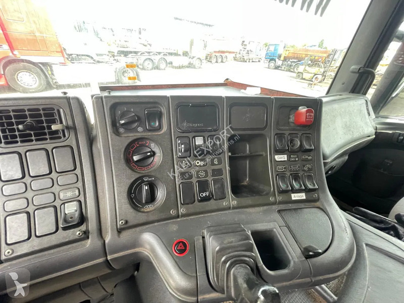 Camion Scania P-230 Fuel Tank Truck 13.240L...