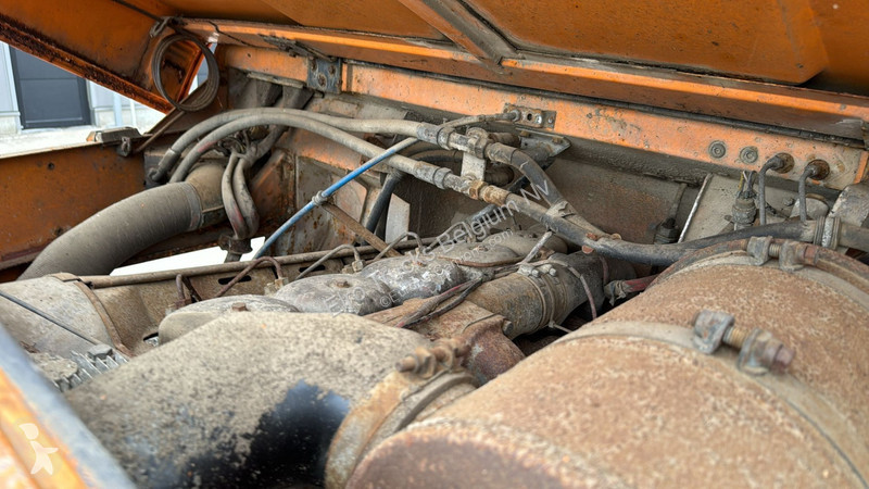 Camion Iveco 160 - 15 (GRAND PONT / LAMES / 4X4)