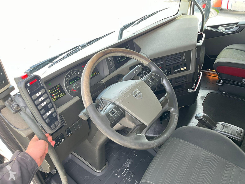 Camion Volvo 500 8x4*4 HIAB XR 24 ton / L=5800 mm