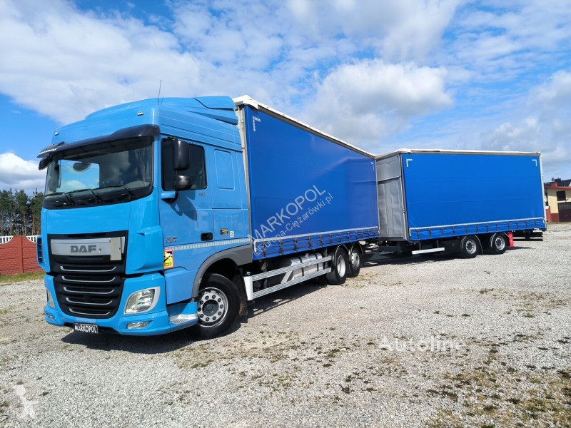 Camion remorque DAF Plandeka