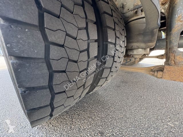 Kamion Iveco...