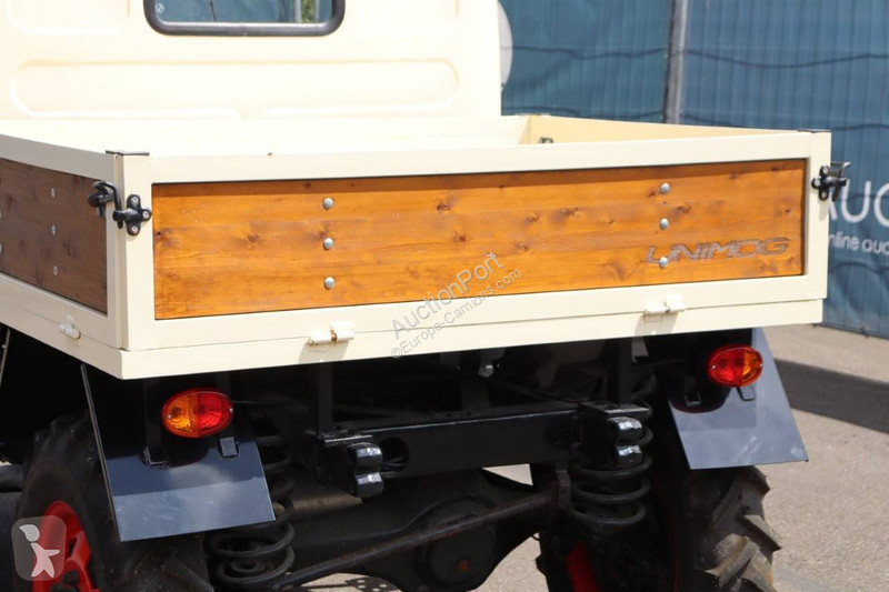 Camion Mercedes 401.104