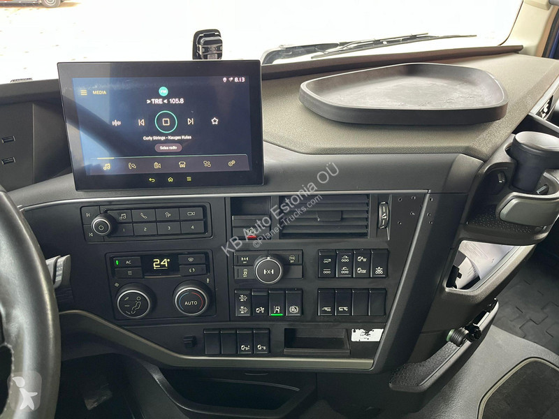 Kamion Volvo 500 8x4*4 GLOBE XL / RETARDER /...