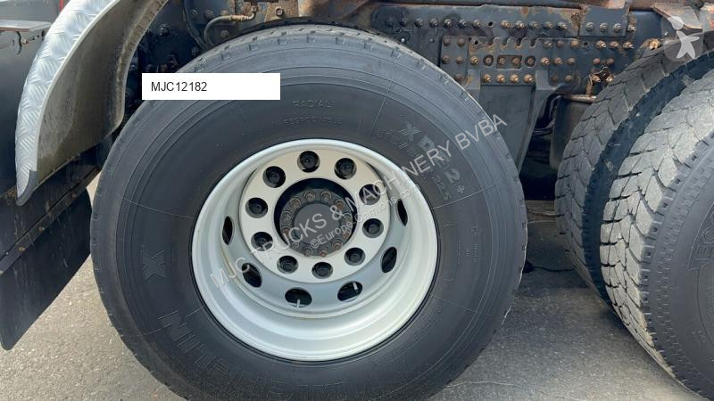 Camion Volvo 25T HOOKLIFT - 6200mm
