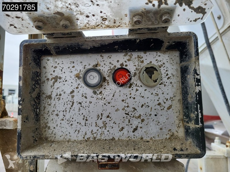 Camion Mercedes 3240 8X4 9m3 Stetter Full Steel...