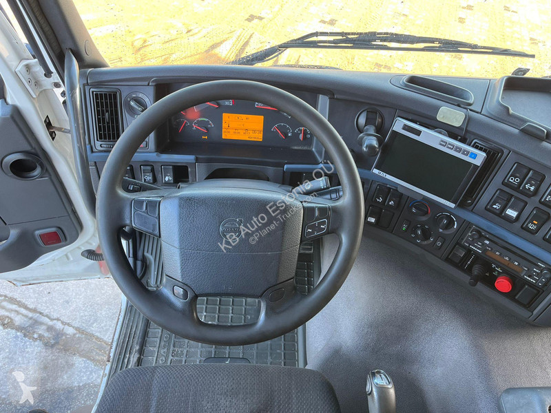 Camion Volvo 480 6x4 FULL STEEL / BOX L=4782 mm