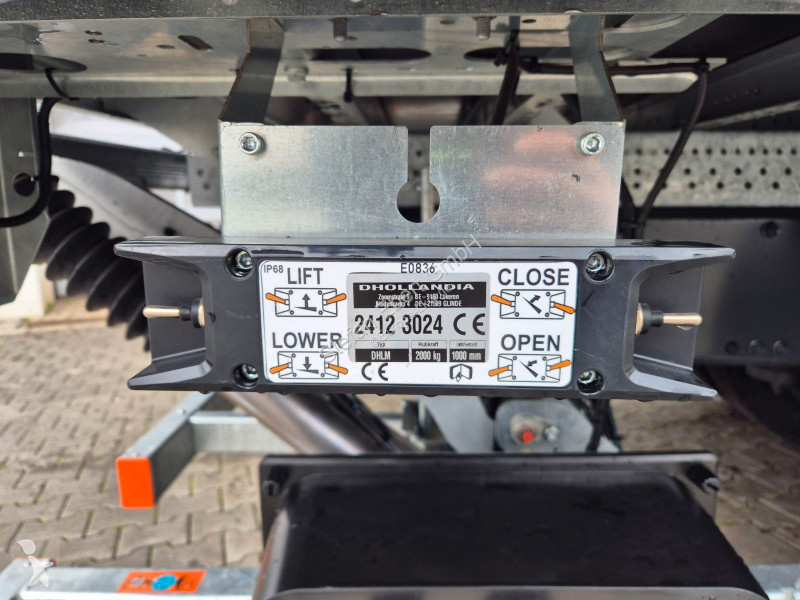 شاحنة Iveco S-Way AD190S40/P Curtainsider...