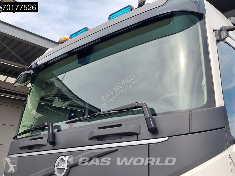 شاحنة Volvo 520 10X4 NEW 50T Payload 30m3...