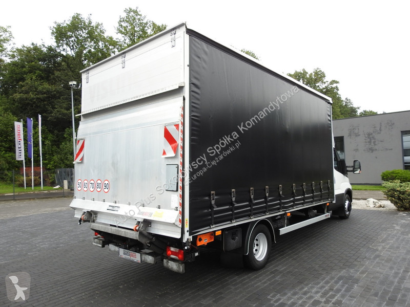 Furgoneta Iveco 70C18 DAILY