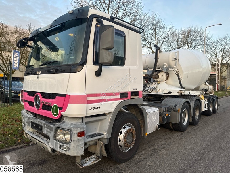 شاحنة مفصلية Mercedes Betonmixer 10m3