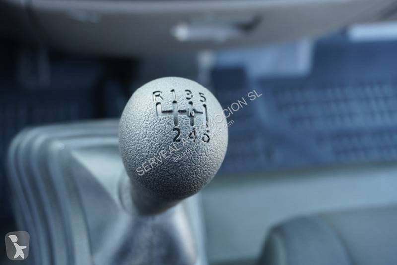 شاحنة Nissan