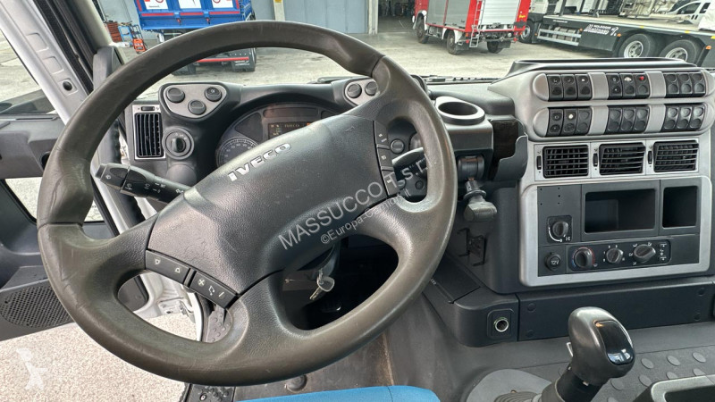 شاحنة Iveco STRALIS 310 6x2