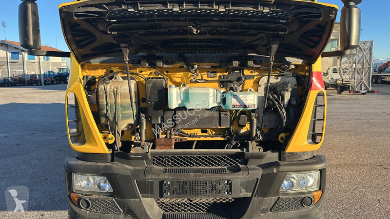شاحنة Iveco ML120E18 4x2