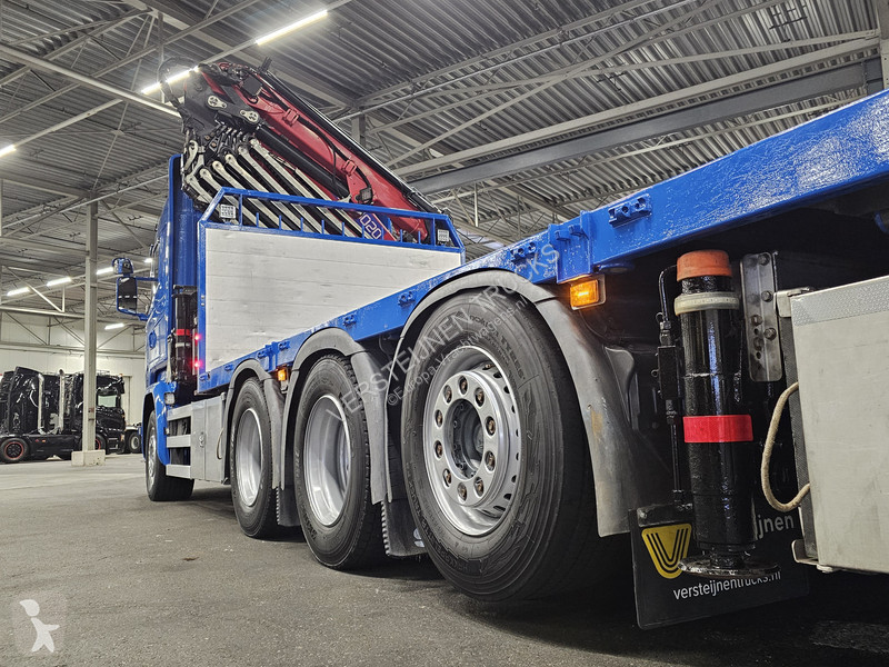 شاحنة Scania 490 8x4*4 / HMF 5020 + JIB
