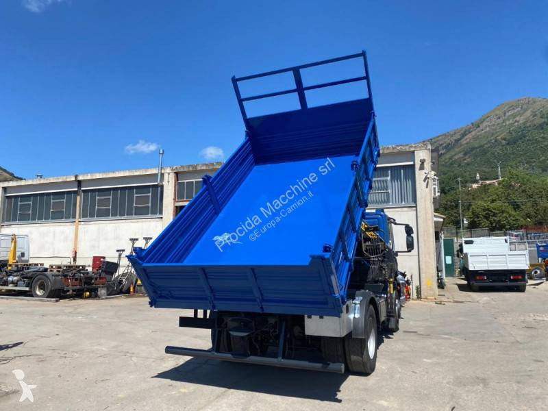 شاحنة Iveco