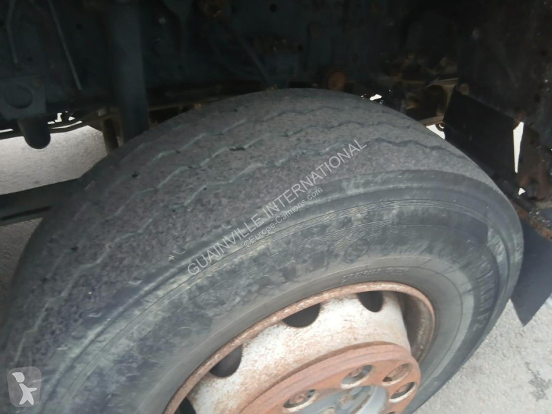 شاحنة Mercedes 3240