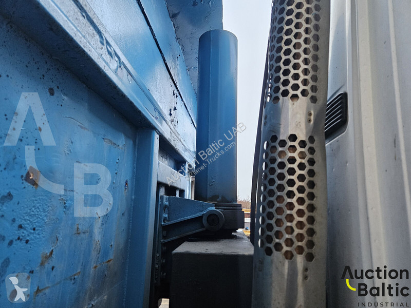 شاحنة Scania LB