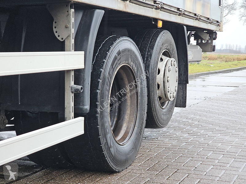 شاحنة Renault T 460 6X2 STEERAXLE LIFT