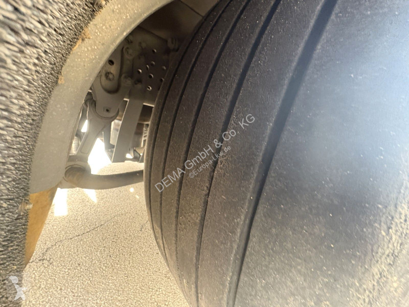 شاحنة Mercedes...