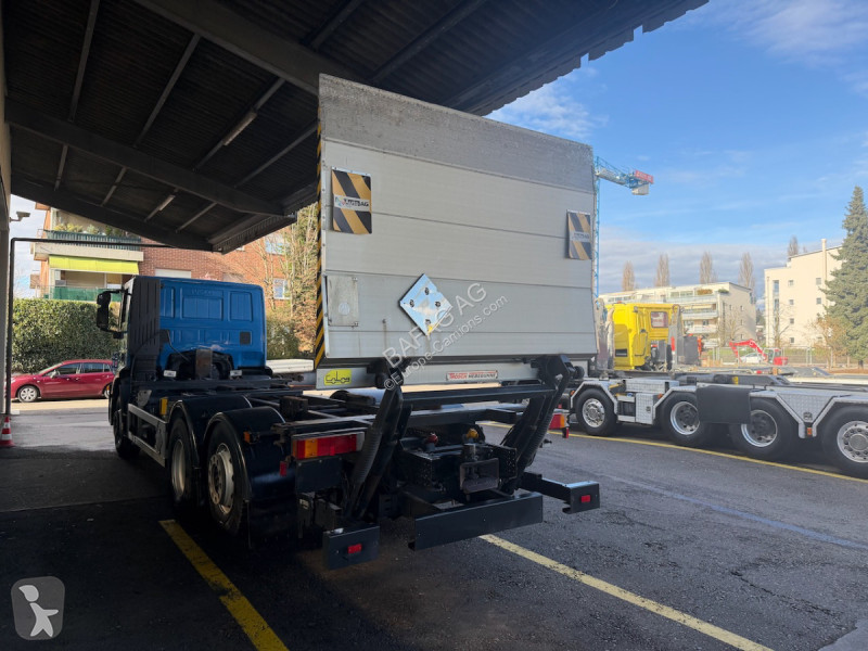 شاحنة Iveco 260s45