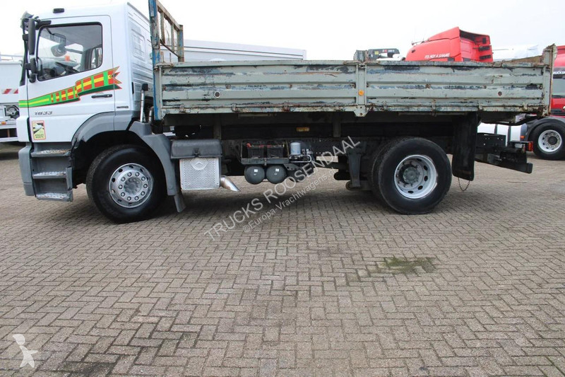 شاحنة Mercedes 1833 + Open cargo bed + manual