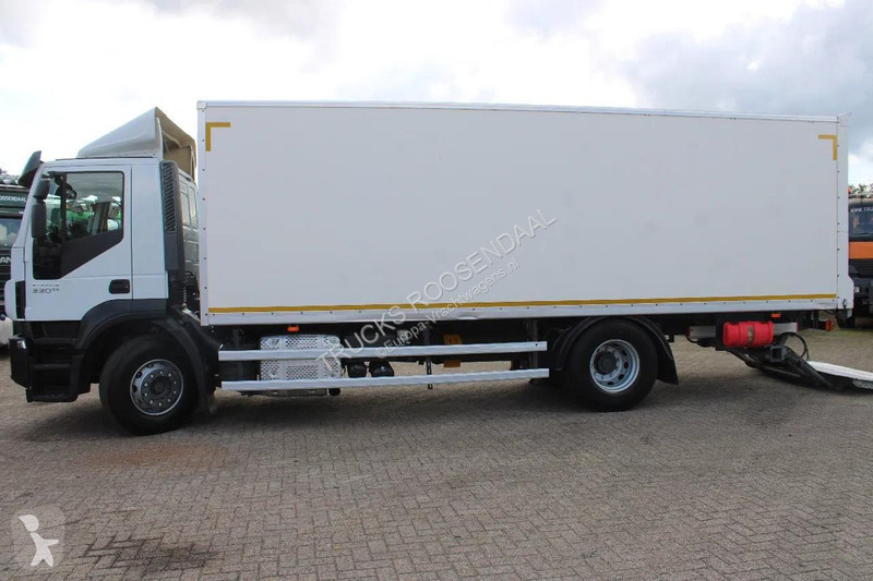 شاحنة Iveco 330 + EURO 6 + NICE TRUCK + 19T
