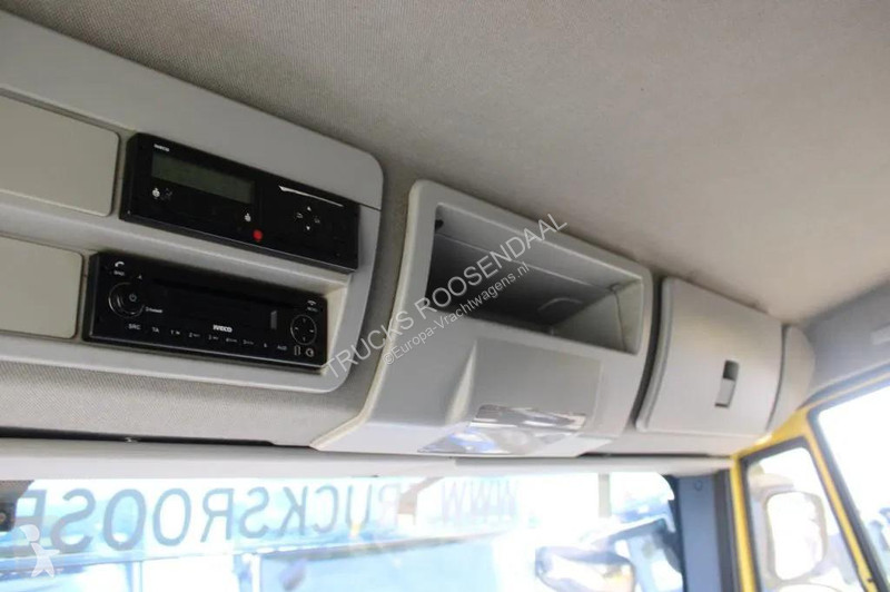 شاحنة Iveco 120E21 + Euro 6 + Dhollandia Lift +...
