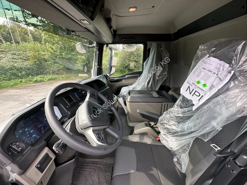شاحنة MAN 33.440 MAN  33.440 6x6 Kran HIAB 228-4