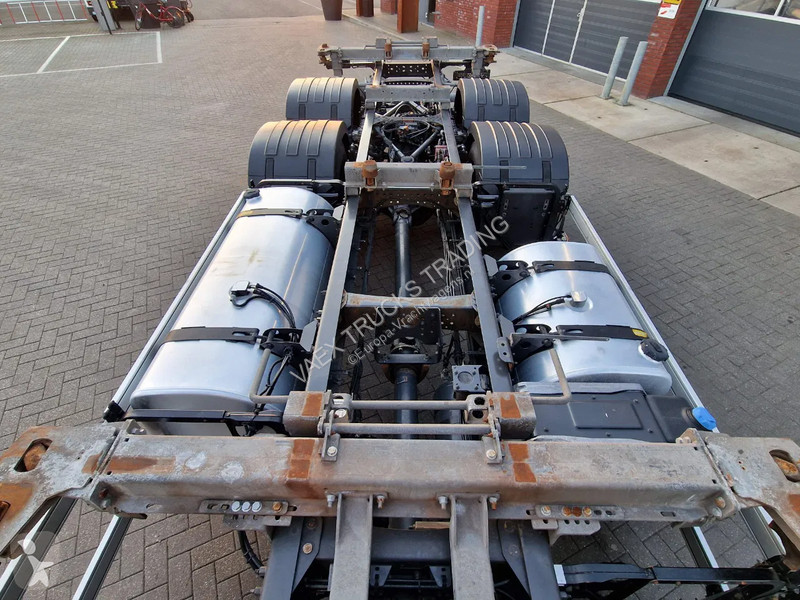 شاحنة Volvo 13460 Globetrotter 6x2*4 - BDF - I...