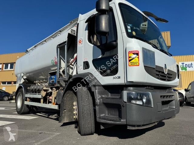 شاحنة Renault 300 DXI