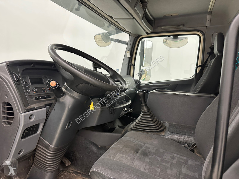 شاحنة Mercedes 1829