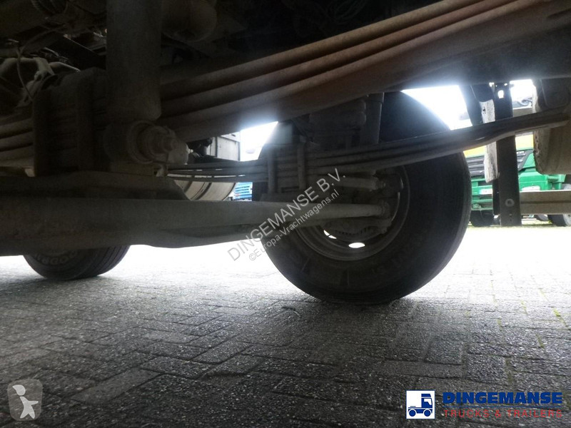 شاحنة Volvo 8x4 RHD steel tipper 16.6 m3