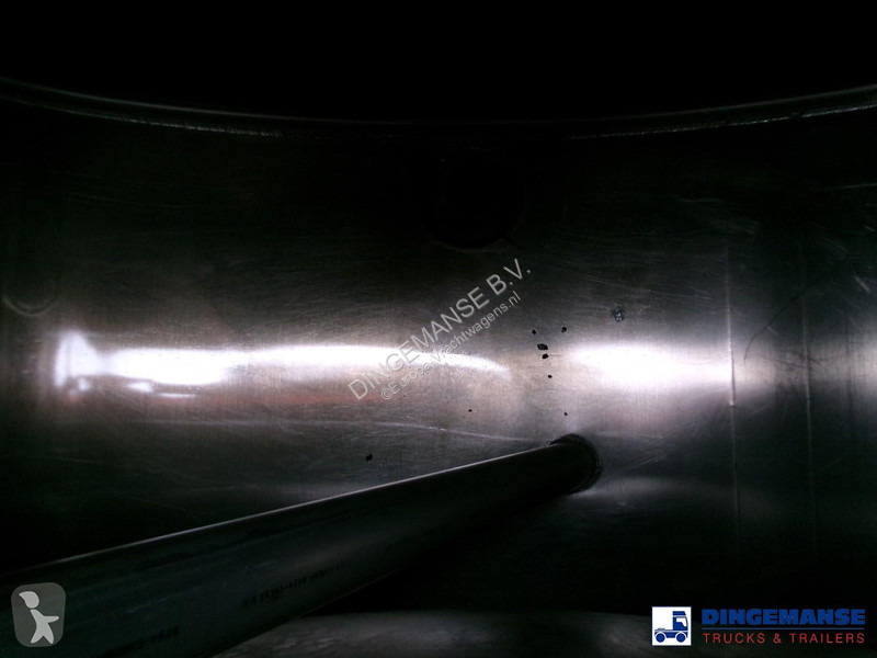 شاحنة Renault 270 4x2 fuel tank 13.8 m3 / 4 comp