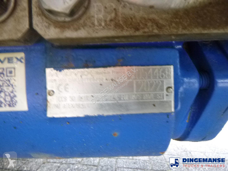 شاحنة Renault 270 dxi 4x2 fuel tank 13.3 m3 / 4...