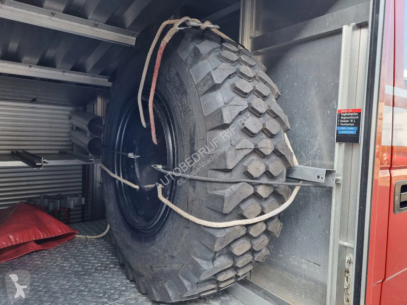 شاحنة Iveco EUROFIRE/ 95E18 4x4 FIRETRUCK /...